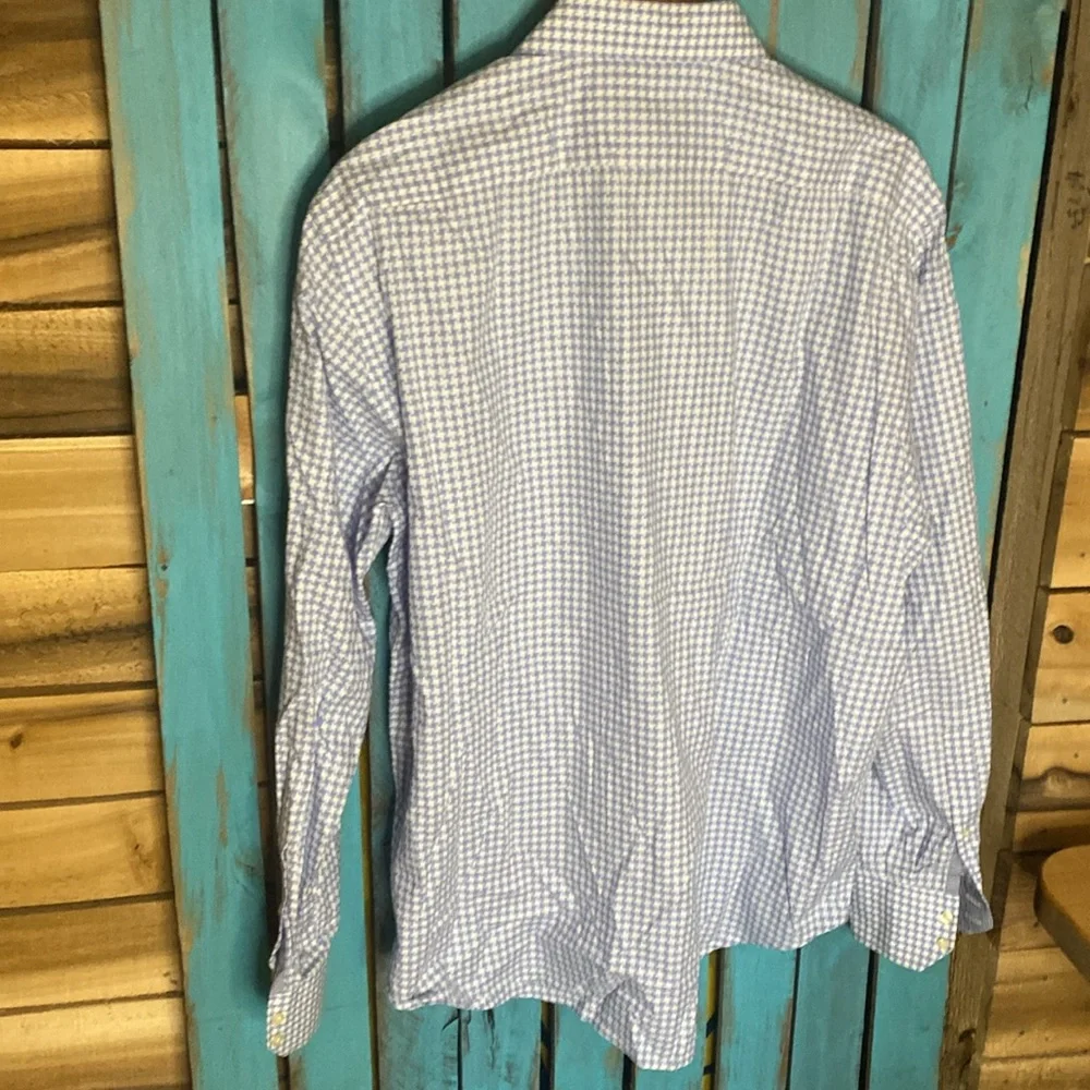 Robert Graham light blue and white houndstooth button up shirt size XL